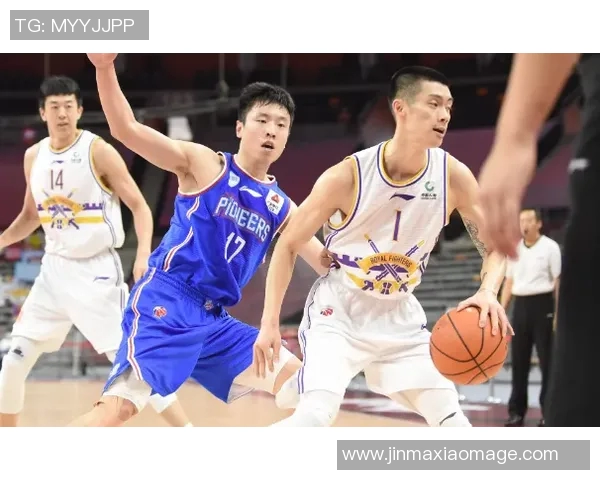 数据揭示:三分王本赛季表现起伏不定