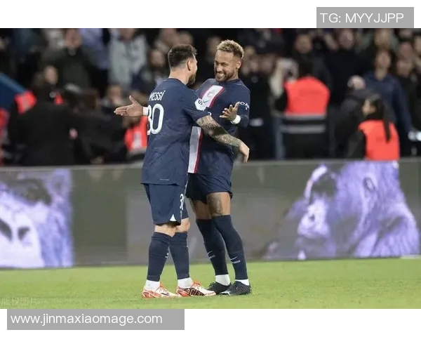 球迷炸锅：巴黎这一行为引热议！